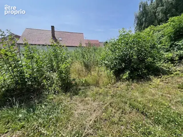 Terrain constructible, viabilisé au centre ville de Niederbronn les Bains. - photo 3