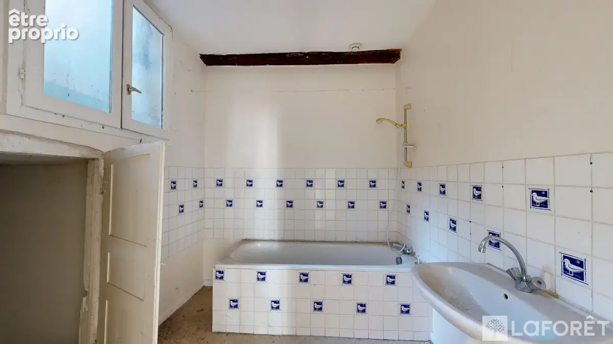 Ensemble de 2 appartements en centre-ville de MOULINS - photo 8