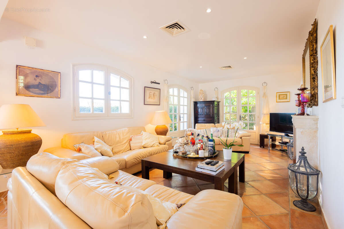 Maison à LA CROIX-VALMER