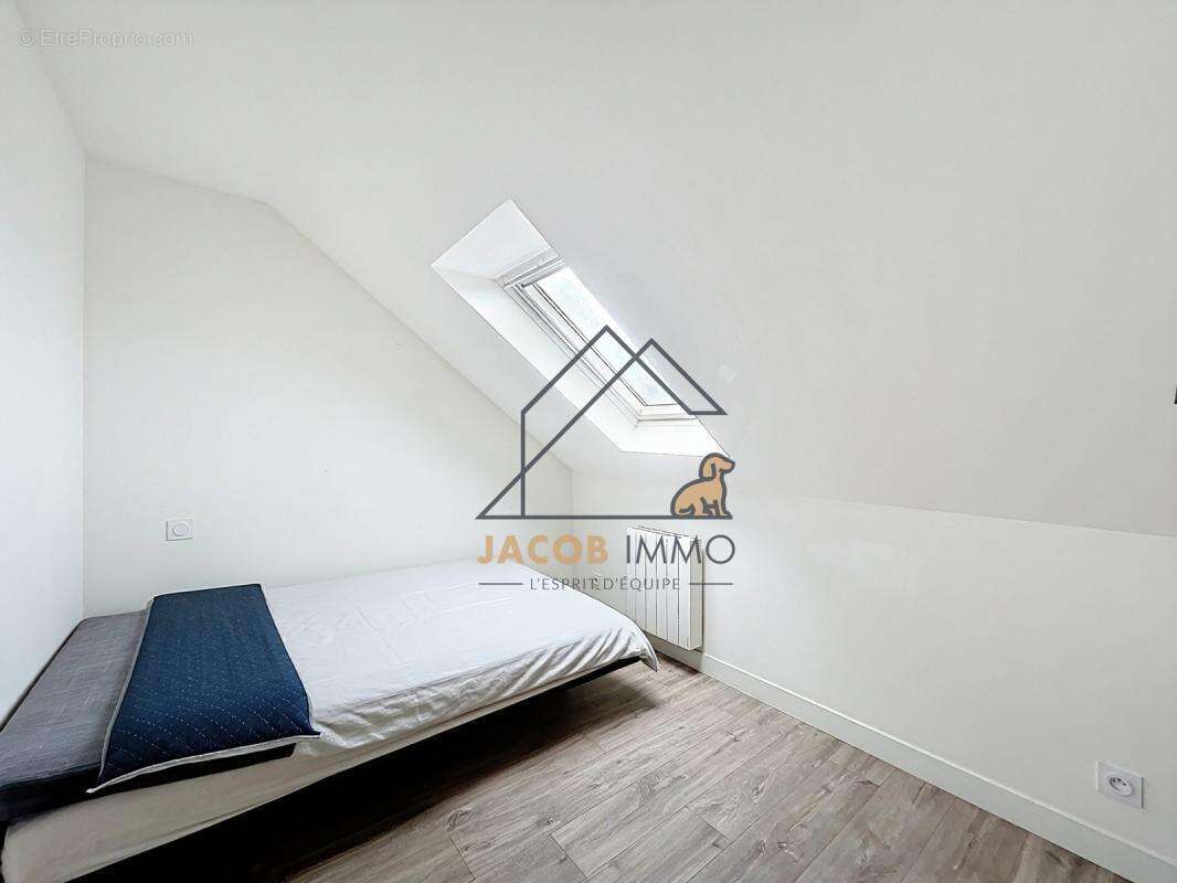 Duplex rénové vendu loué - Centre de Milizac - photo 10