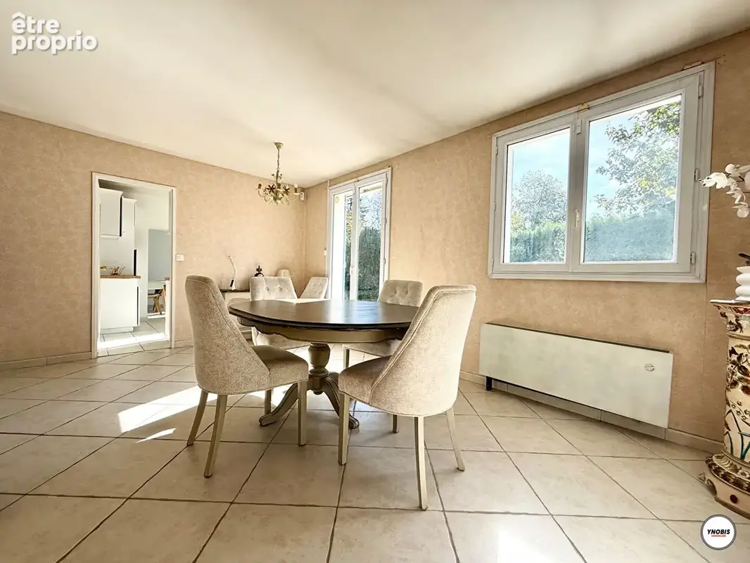 Maison familiale - Mareil-sur-Mauldre - 7 pièces 194 m2 - photo 6