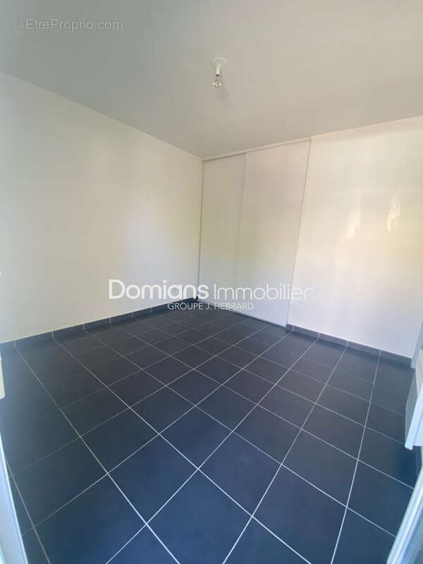 Appartement à PEYRESTORTES