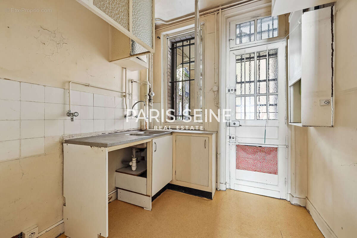 Appartement à PARIS-15E