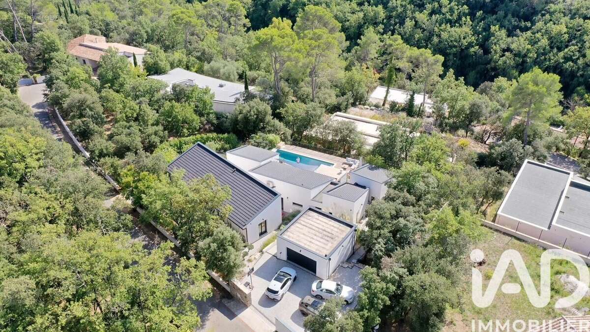 Photo 8 - Maison à FLASSANS-SUR-ISSOLE