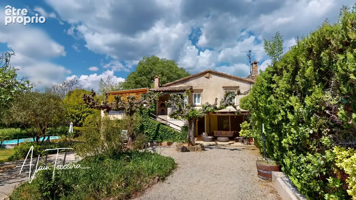 Photo 1 - Maison à SAINT-ANTONIN-DU-VAR