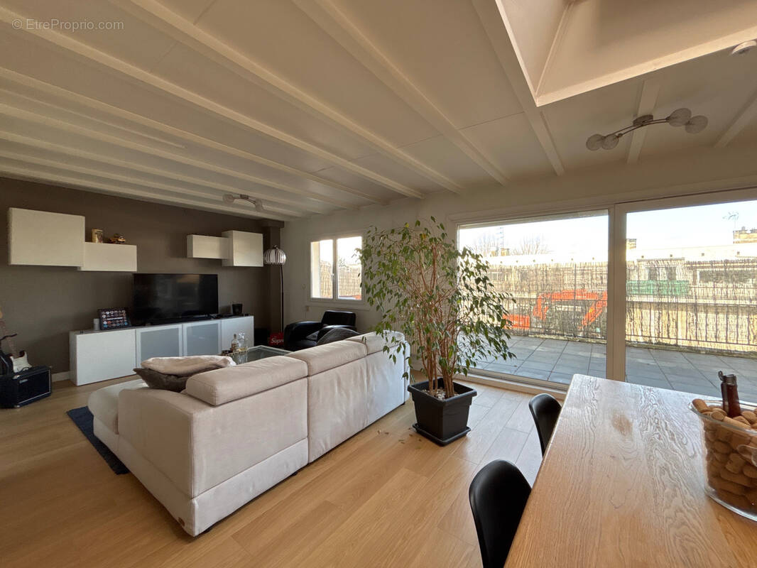 Appartement à ACHICOURT