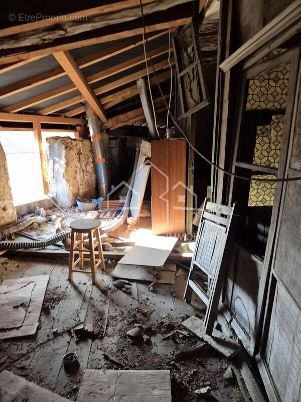 Appartement à LA COTE-SAINT-ANDRE