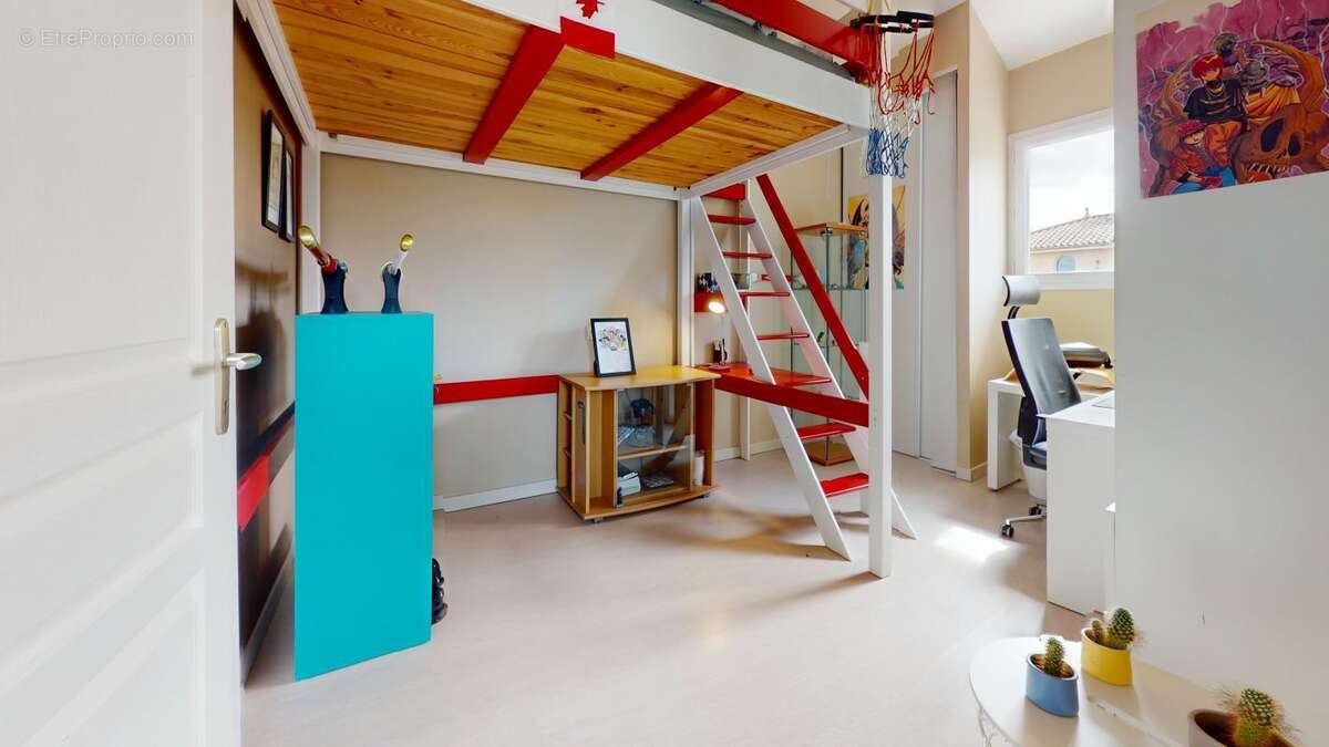 Maison à MARCY-L&#039;ETOILE