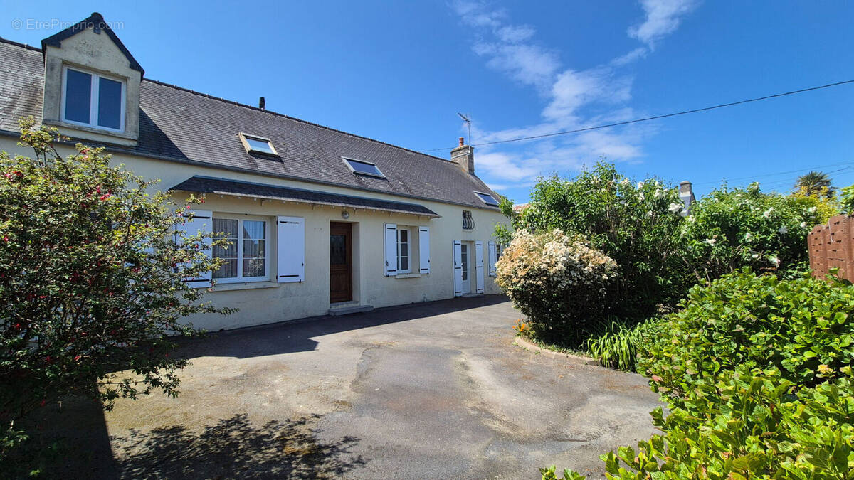 Maison à FONTENAY-SUR-MER