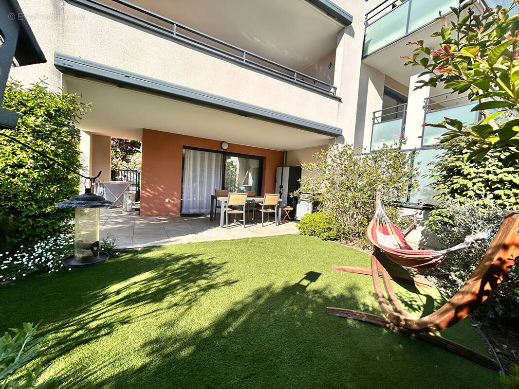 Appartement à GUILHERAND-GRANGES