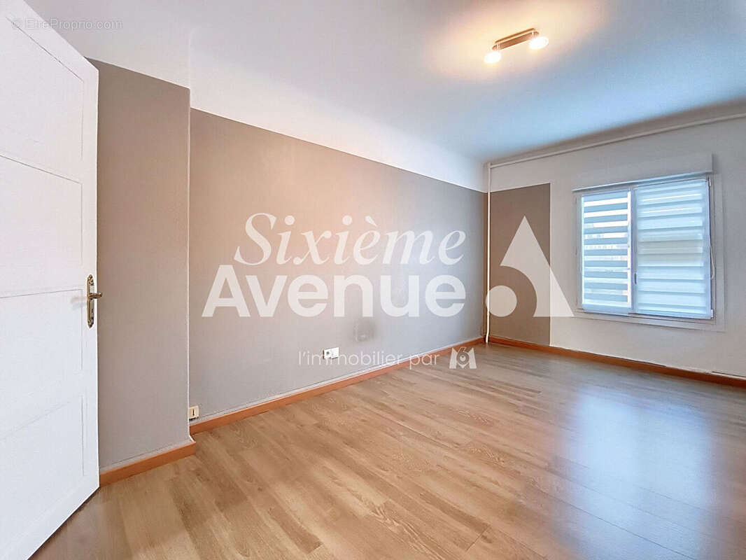 Maison 1 mitoyenneté en centre ville - photo 12