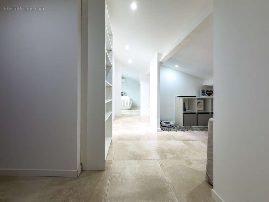 Appartement à LA LONDE-LES-MAURES
