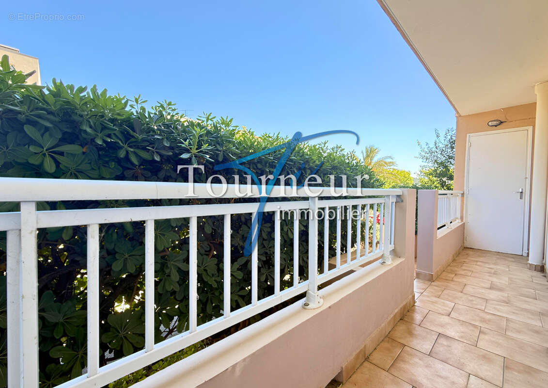 Appartement à SIX-FOURS-LES-PLAGES