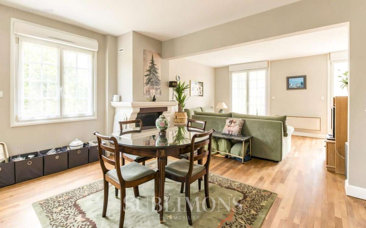 Maison 5 pièces 121 m² - photo 2