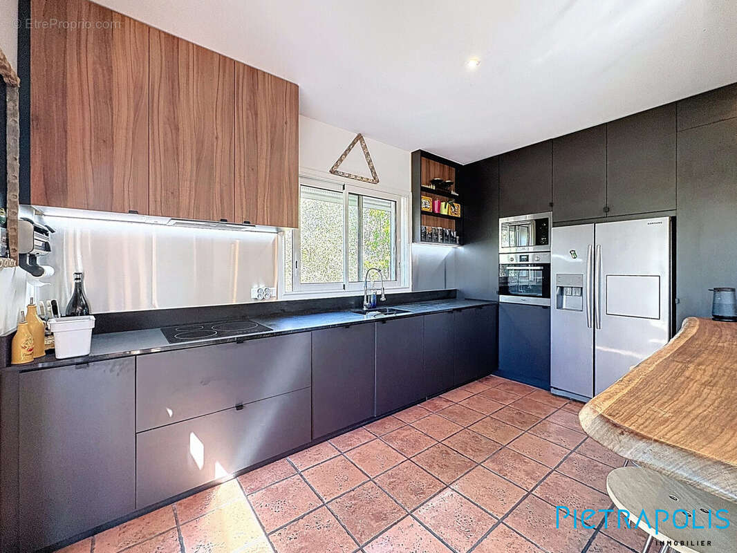 Maison 183 m² à Balaruc-Les-Bains  - photo 7