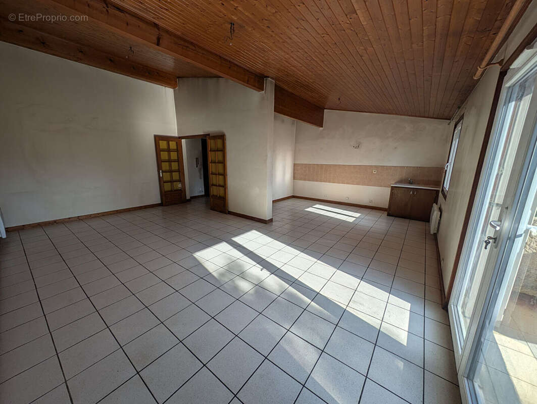 Appartement à SAINT-PERAY