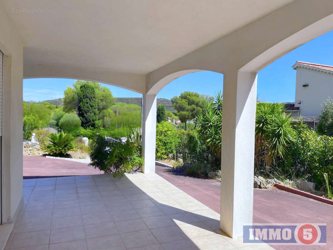 Maison à SAINT-RAPHAEL