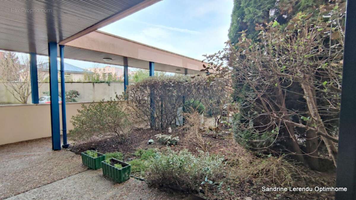 ROUEN RIVE GAUCHE – Appartement lumineux avec balcon, parking et ascenseur, résidence sécurisée Vue avec Panorama - photo 14
