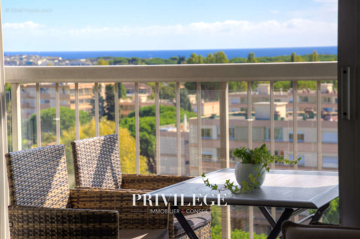 Appartement à MANDELIEU-LA-NAPOULE