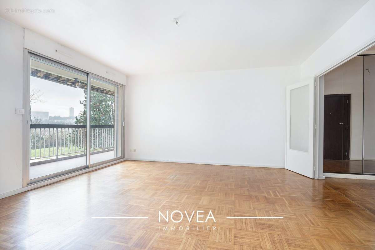 Appartement à LYON-4E