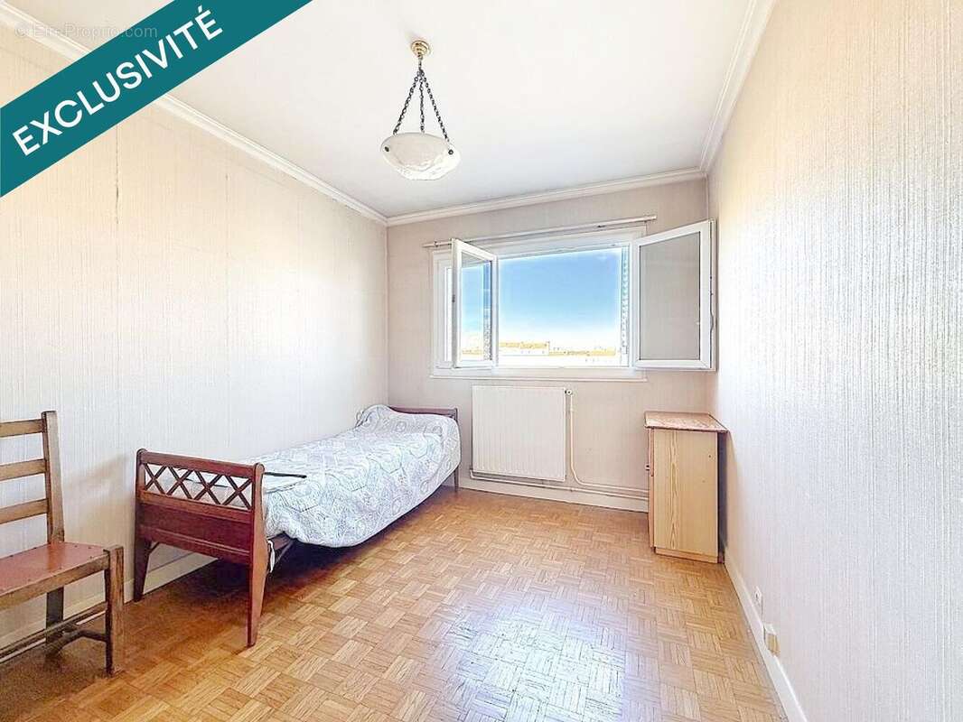 Photo 5 - Appartement à VILLEURBANNE