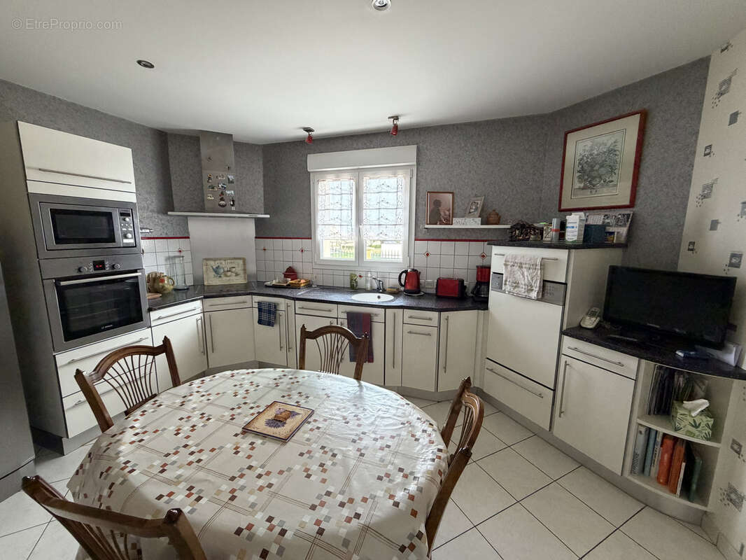 Maison à SABLE-SUR-SARTHE