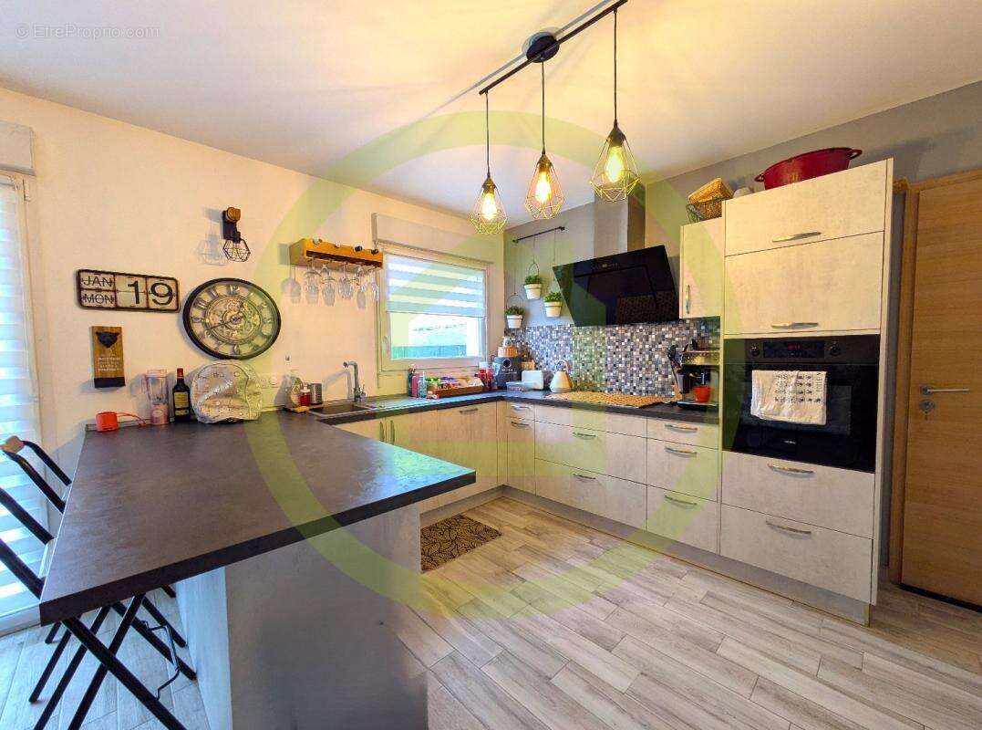 Maison à COURCELLES-CHAUSSY