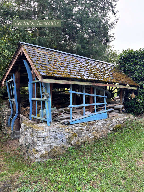 Maison à CHATELUS-LE-MARCHEIX