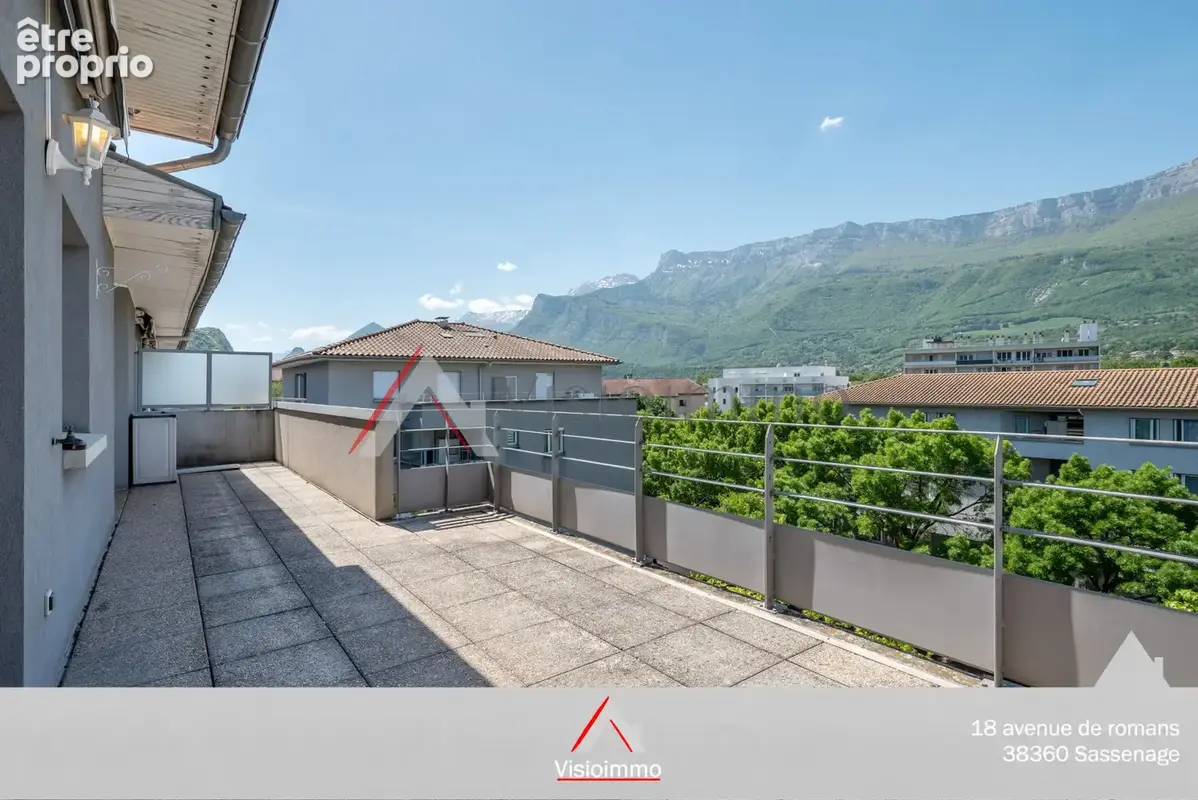 Appartement à LE PONT-DE-CLAIX