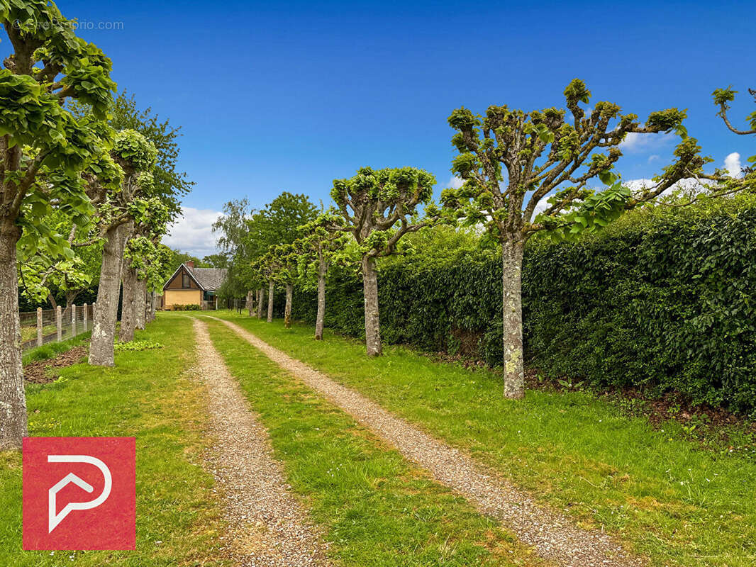 Propriété avec dépendances à la campagne - photo 6