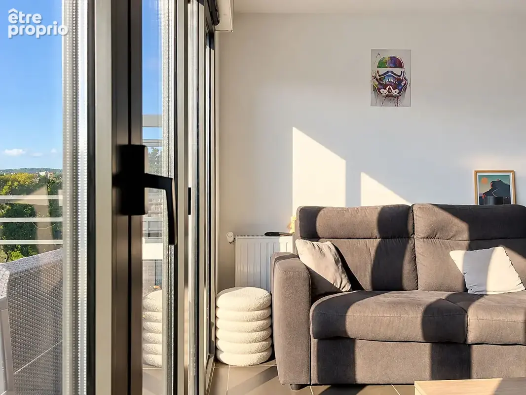À vendre  superbe t3 de 60 m² avec terrasse de 16 m², box et climatisation - photo 7