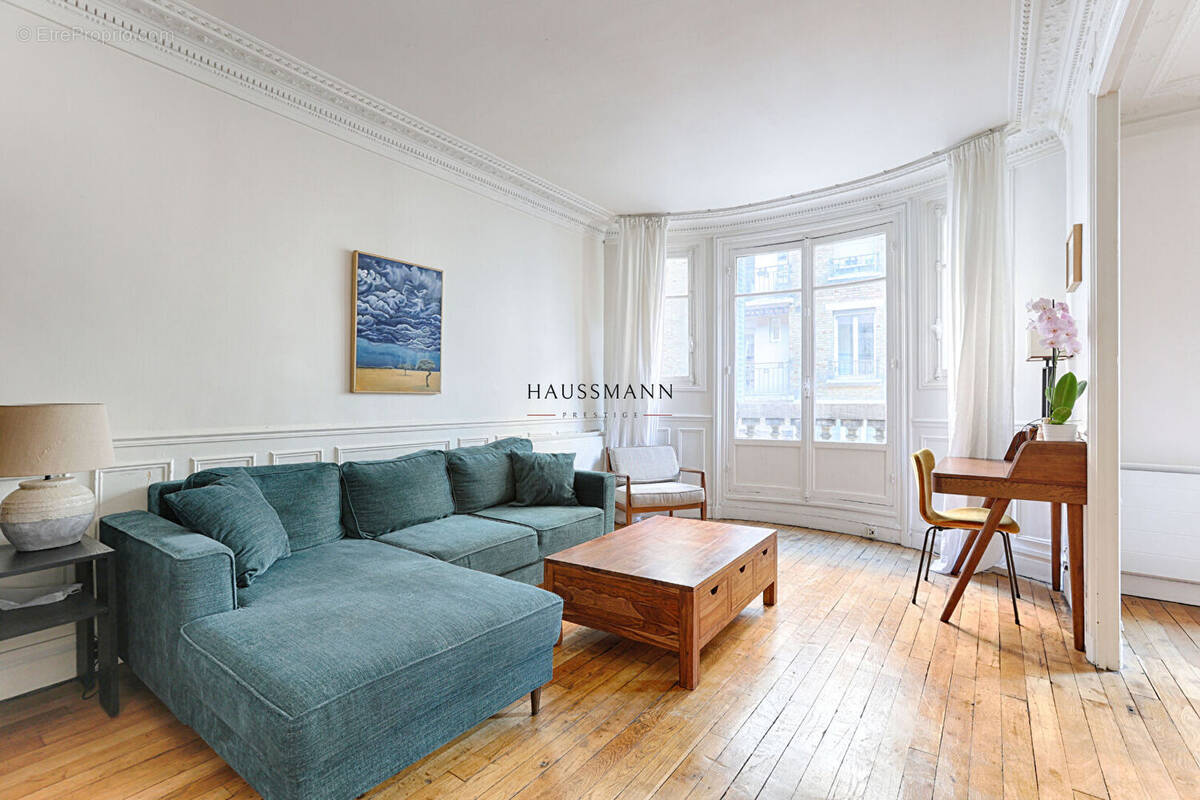 Appartement à PARIS-12E