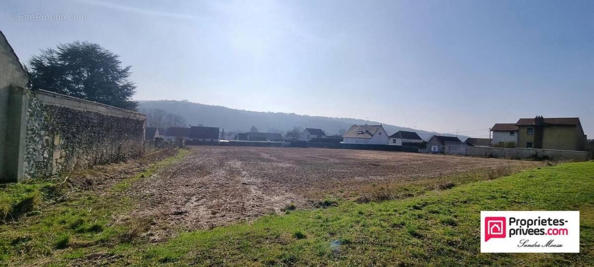 Terrain à NOINTEL