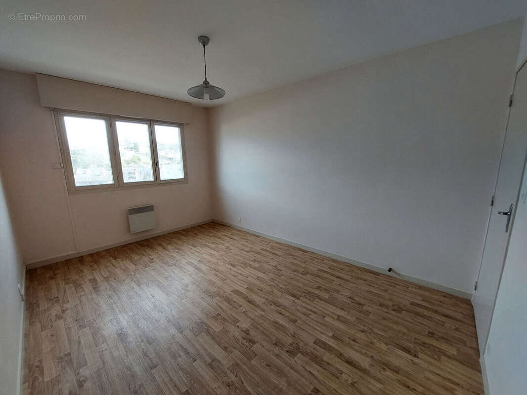 Appartement à GUERET