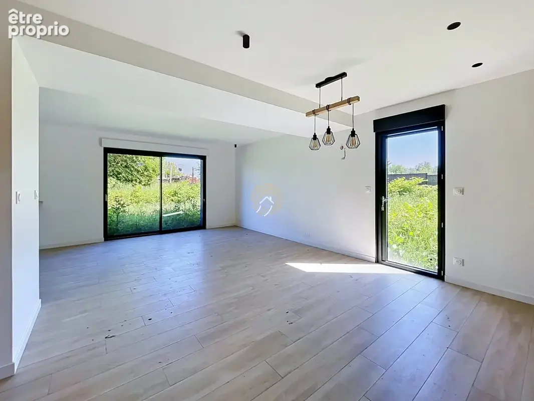 Maison 5 pièces 83 m² à vendre à Roost-Warendin (59286) - photo 3