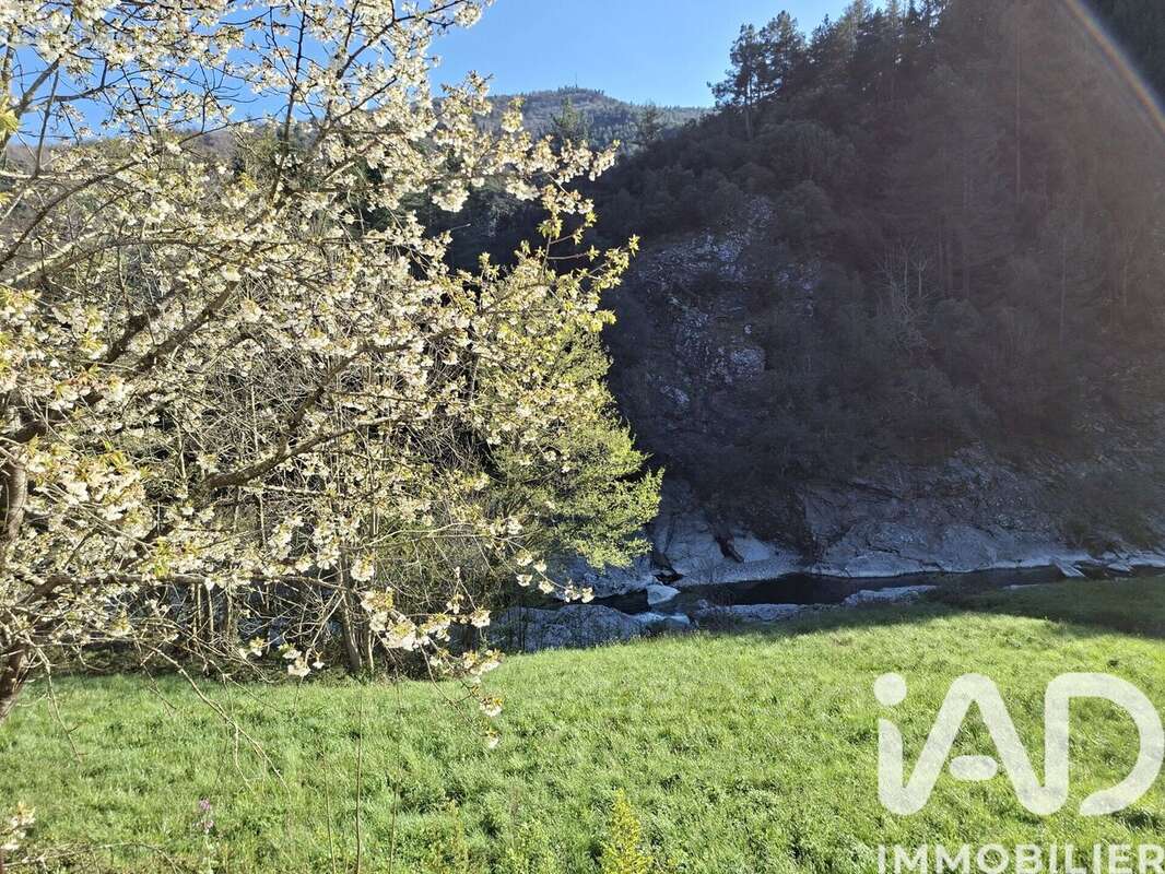 Maison 136 m² à Saint-Andre-De-Valborgne  - photo 2