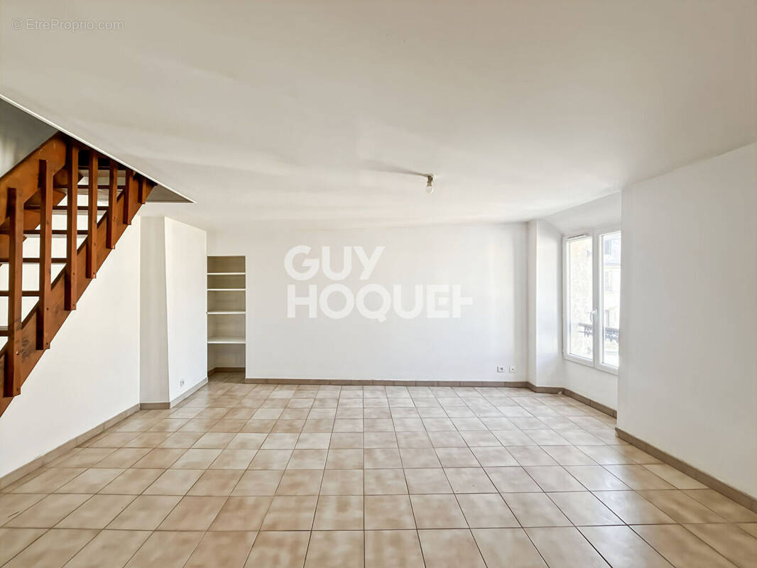 Appartement à FONTENAY-TRESIGNY