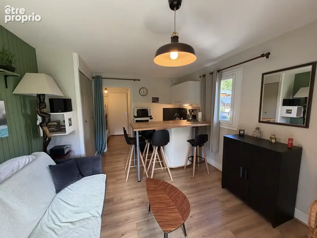 Appartement entièrement rénové à 200 m des pistes de sk - photo 2