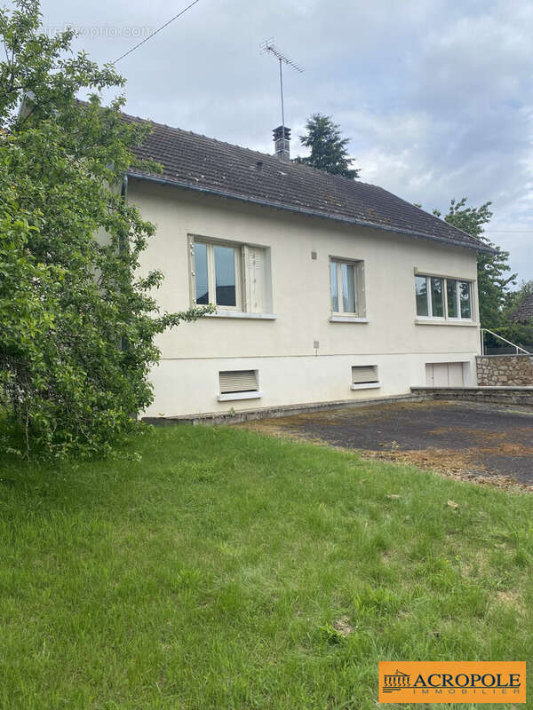 Maison à SAINT-GONDON