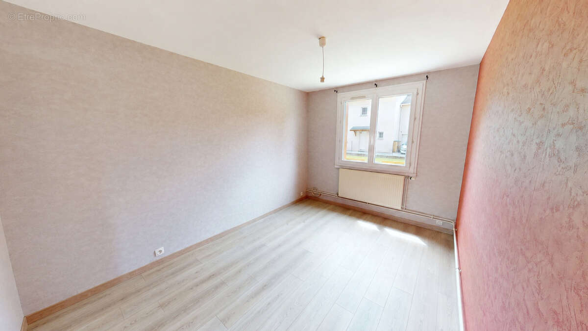 Appartement à GIERES