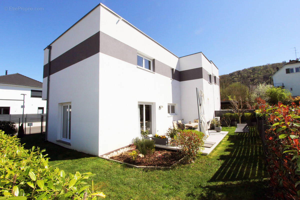 Maison à LEYMEN
