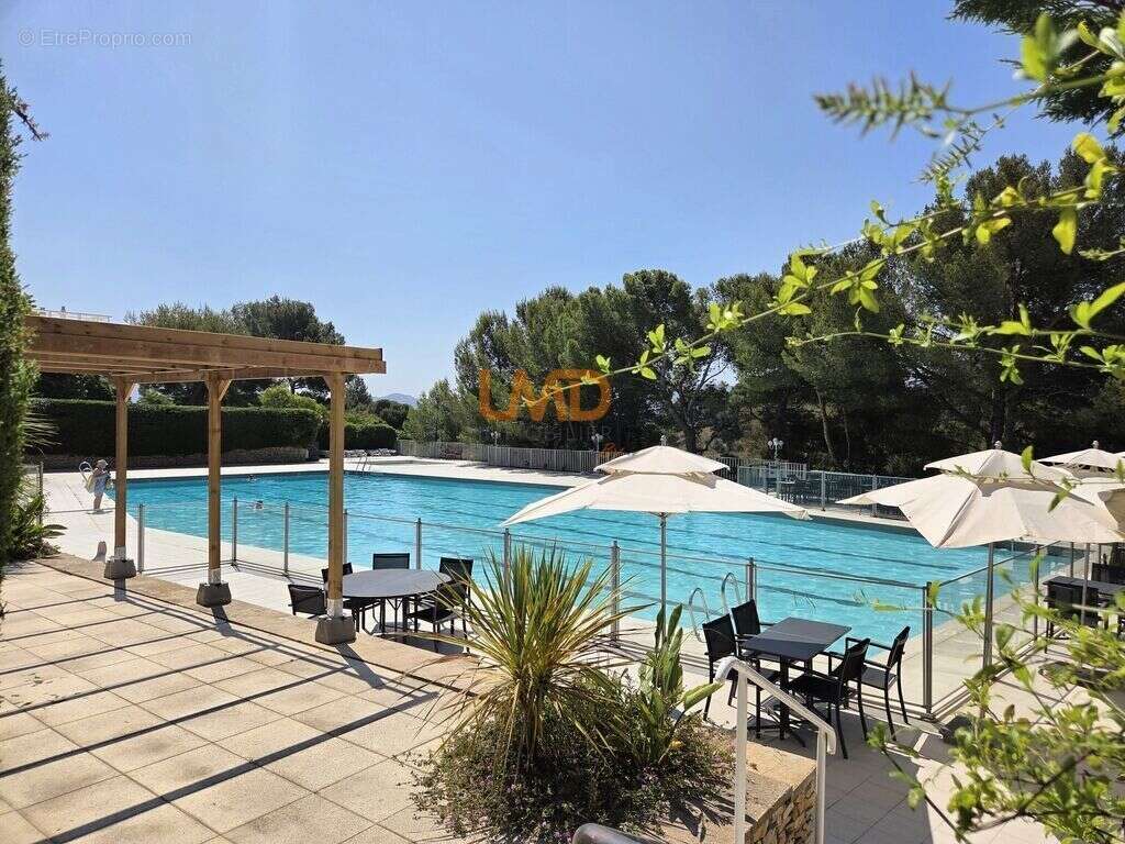 Appartement à MARSEILLE-8E