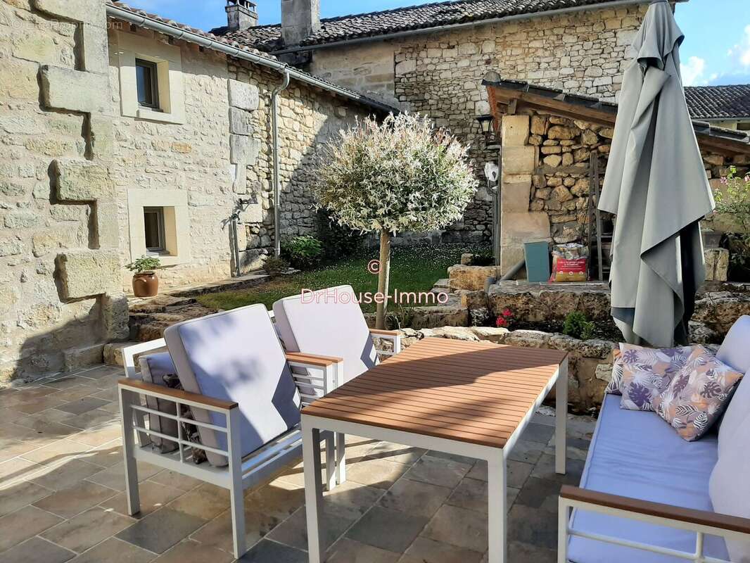 Maison 173 m² à Brantome  - photo 66