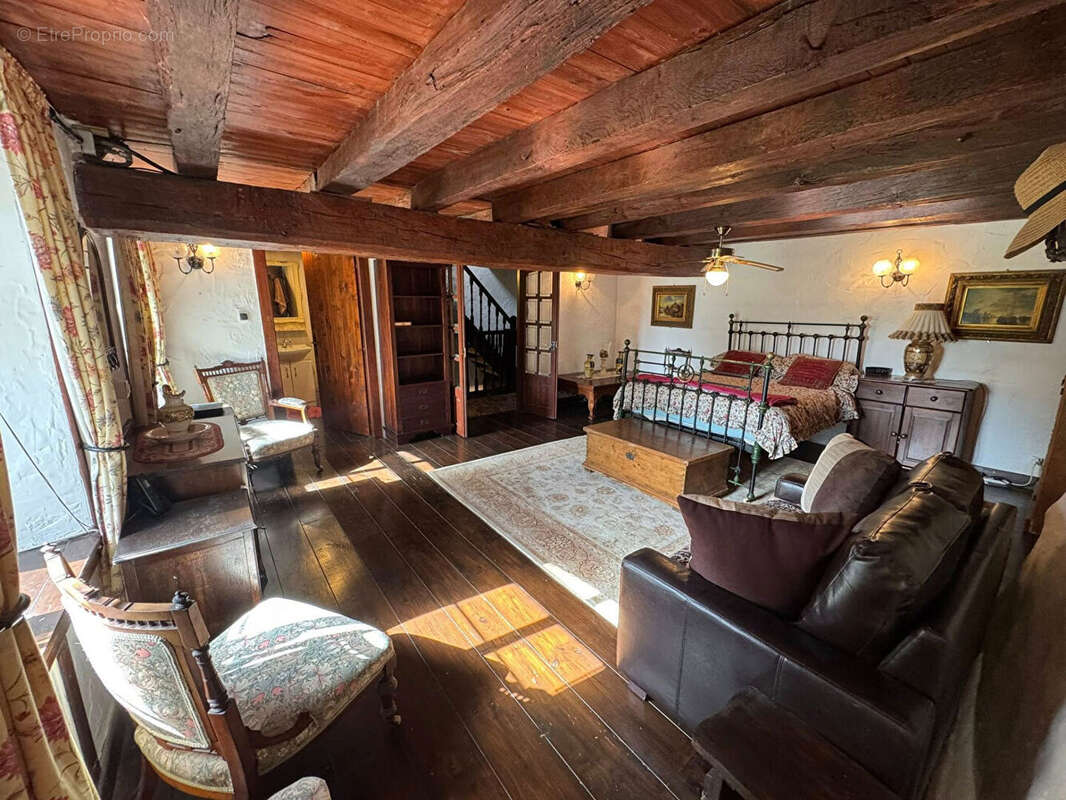 Maison à LA SOUTERRAINE