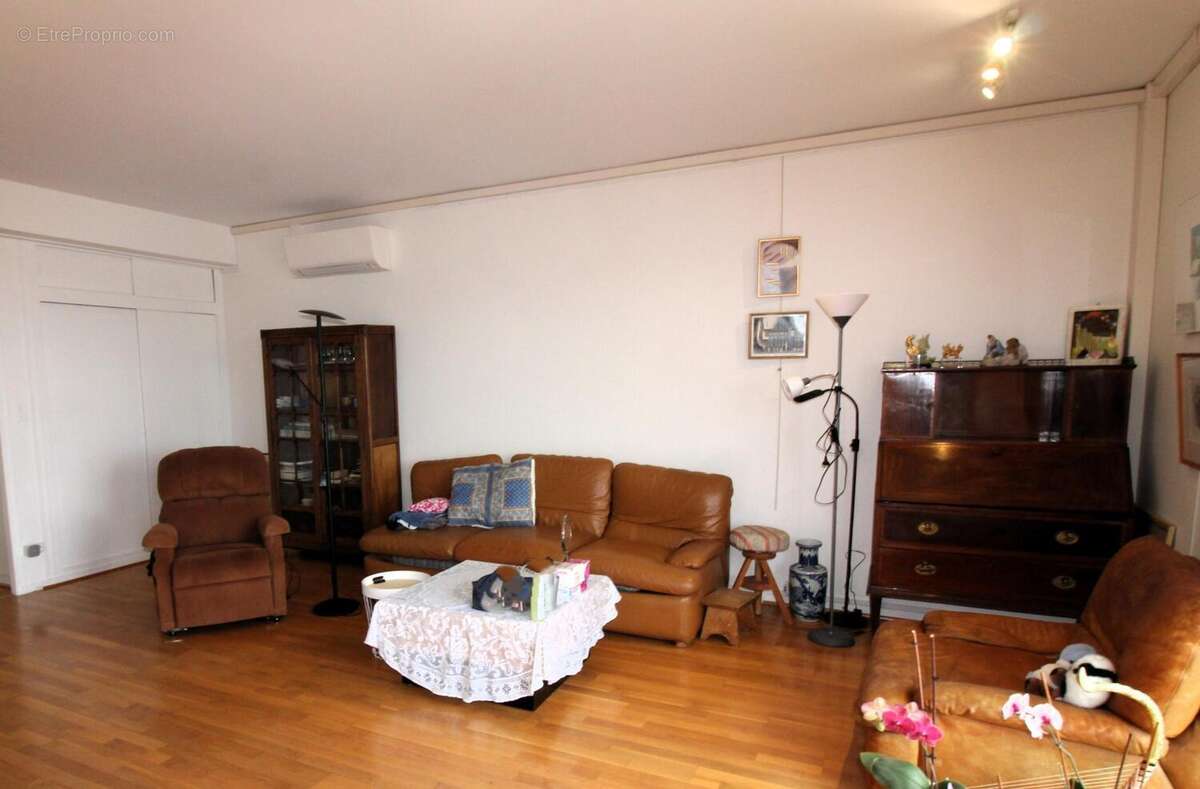 Photo 4 - Appartement à BOURG-LA-REINE