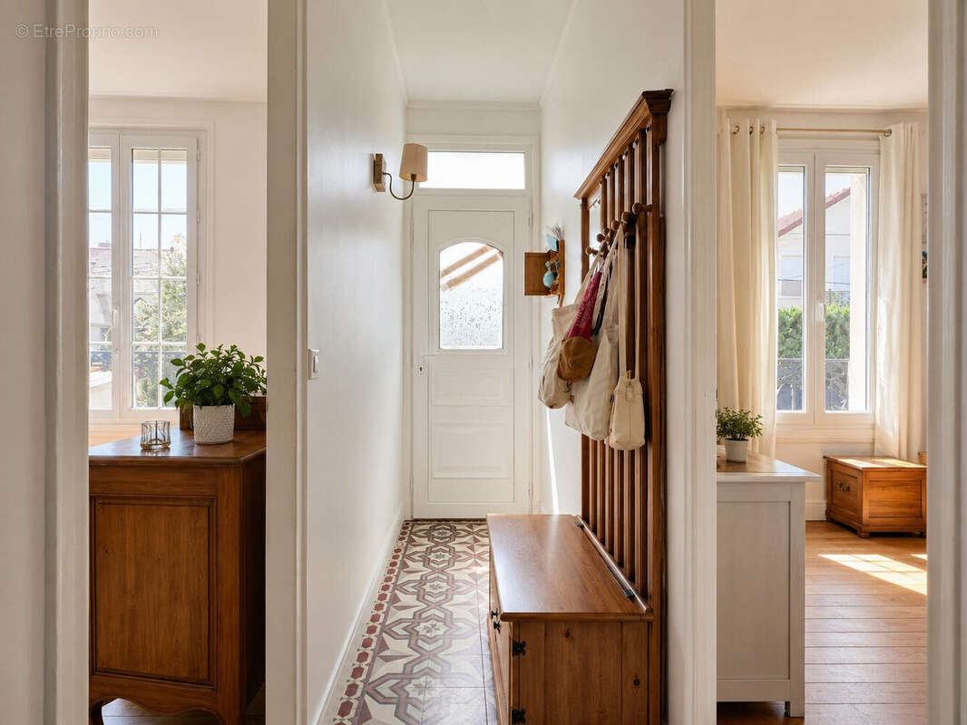 Maison 103 m² à Saint-Maur-Des-Fosses  - photo 3