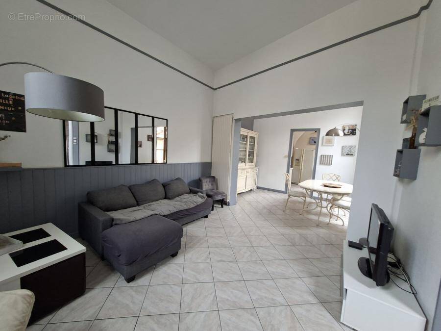 Maison à SABLE-SUR-SARTHE