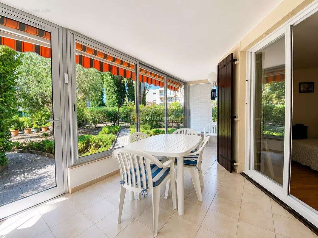 Appartement à FREJUS