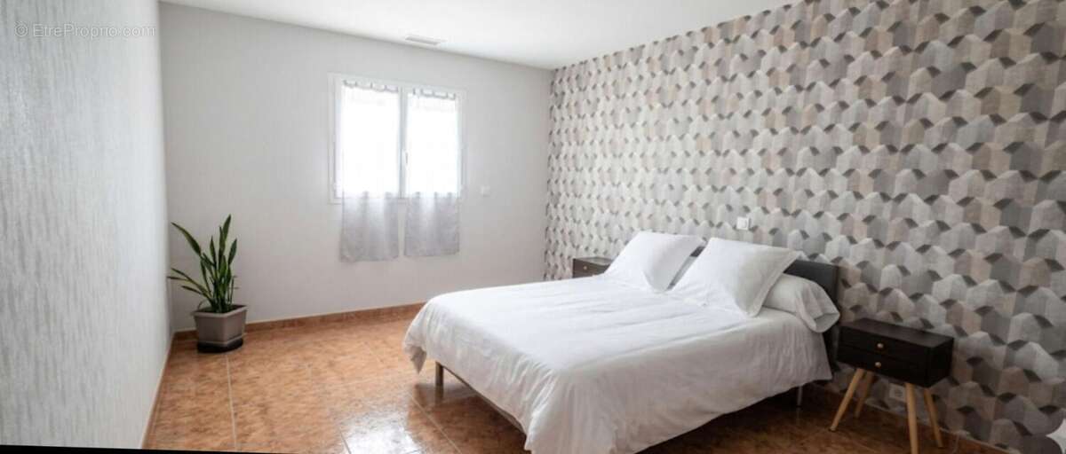 Maison à LEZIGNAN-CORBIERES