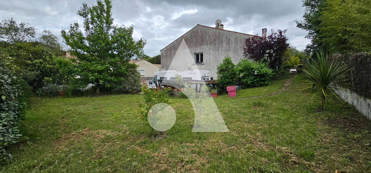 Maison à LA TREMBLADE